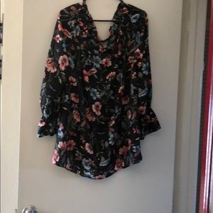 Bella Sky Blouse with long sleeves size 1X